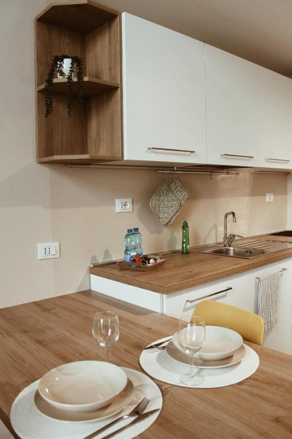 Yr Apartments Milan - Bocconi Bagian luar foto