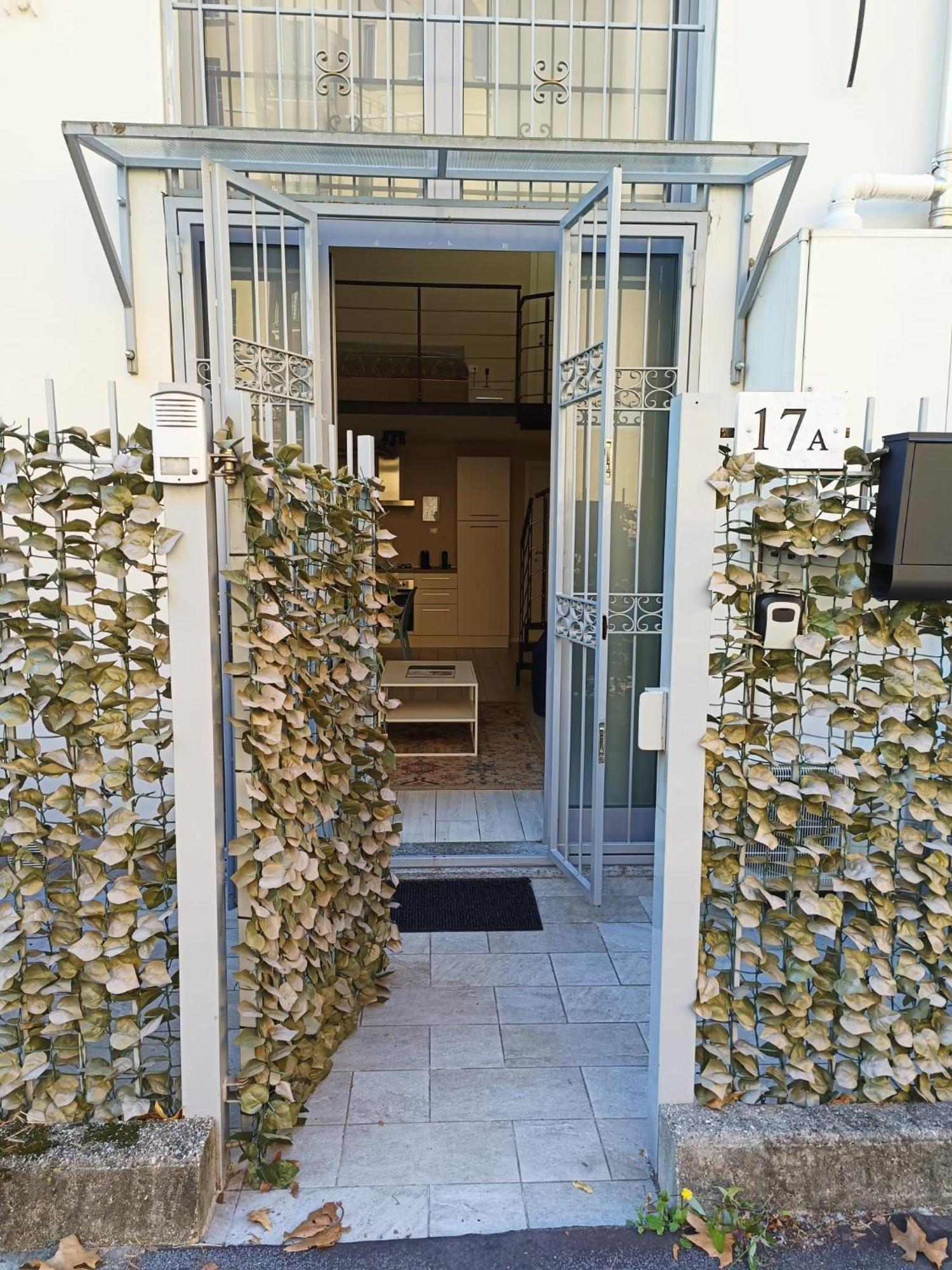 Yr Apartments Milan - Bocconi Bagian luar foto