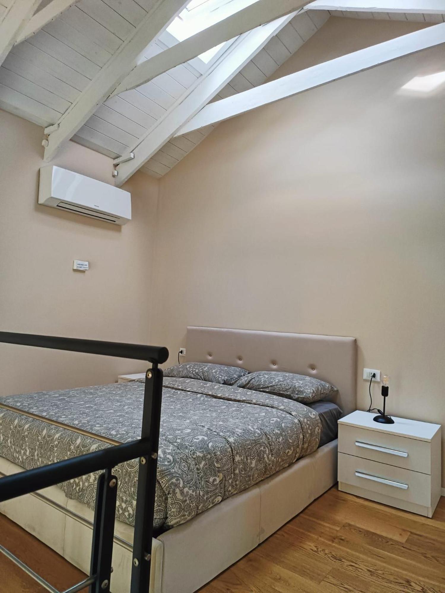 Yr Apartments Milan - Bocconi Bagian luar foto